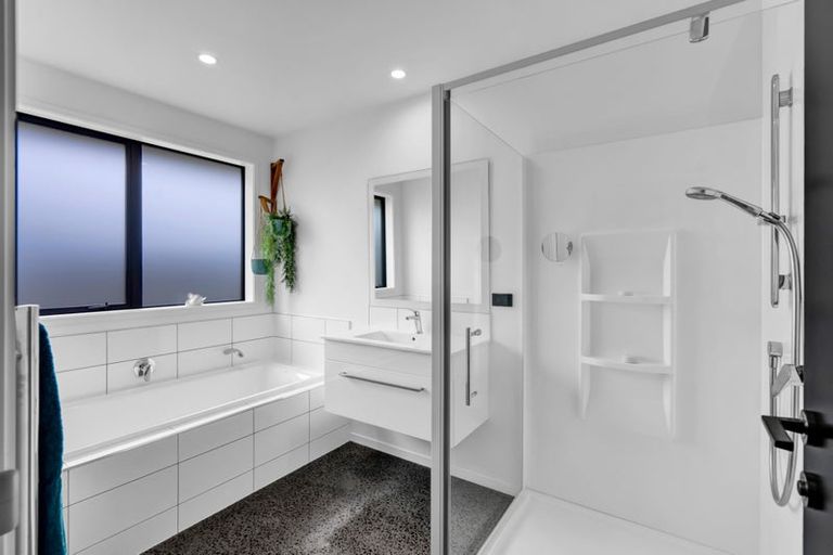 Photo of property in 48b Smeaton Road, Bell Block, New Plymouth, 4312