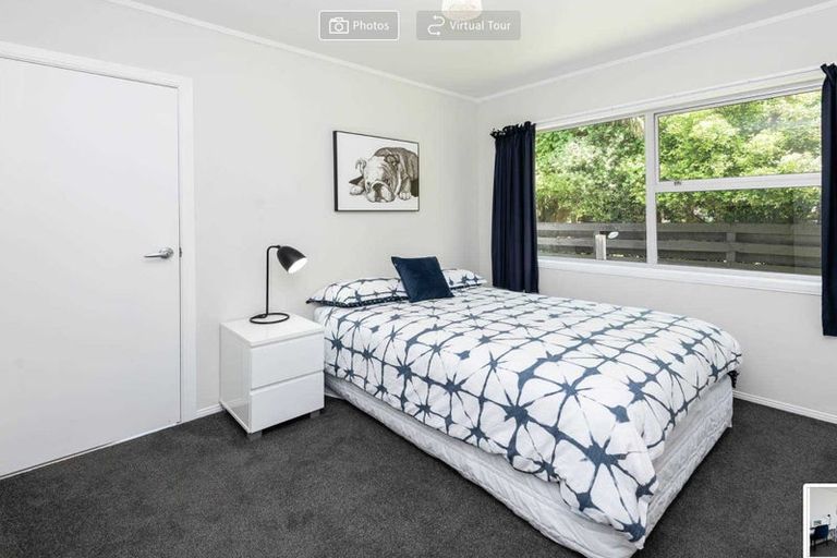 Photo of property in 11 Towra Place, Botany Downs, Auckland, 2010