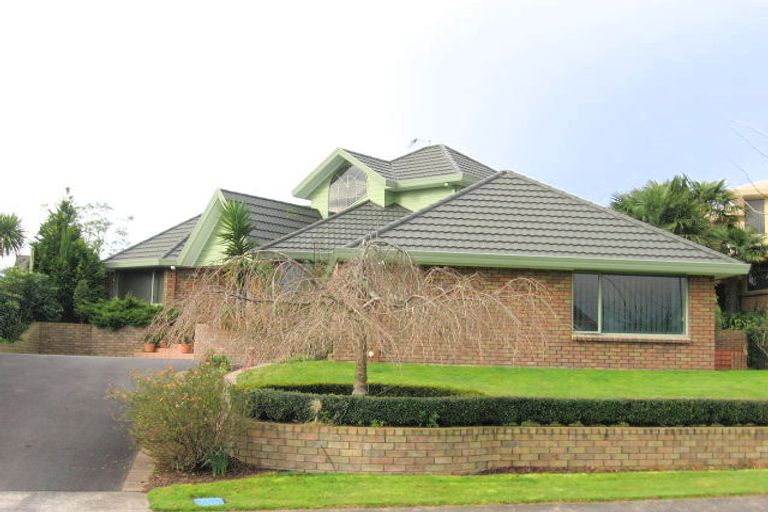 Photo of property in 15 Ashley Street, St Andrews, Hamilton, 3200