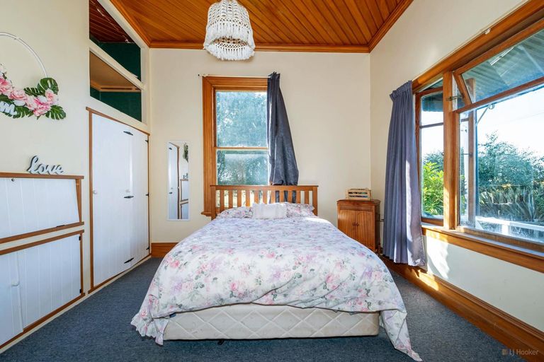 Photo of property in 70 Parsonage Road, Waimate, 7978