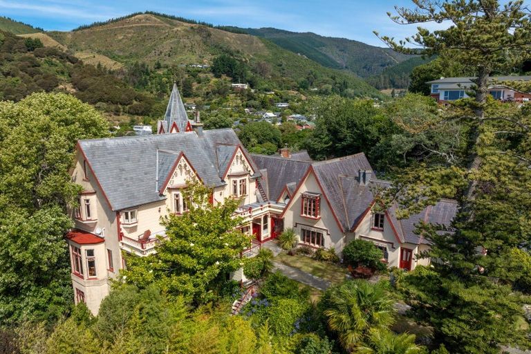 Photo of property in Warwick House, 64 Brougham Street, Nelson South, Nelson, 7010