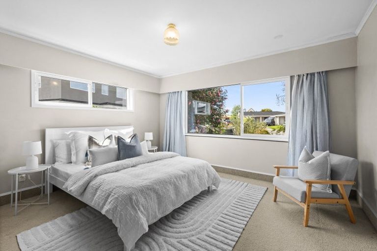 Photo of property in 11 Kotuku Place, Taradale, Napier, 4112
