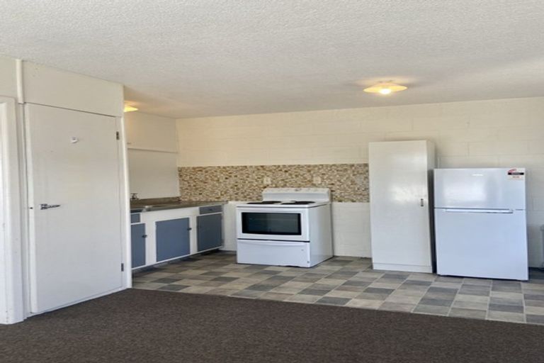 Photo of property in 2/32 Fairfield Avenue, Addington, Christchurch, 8024