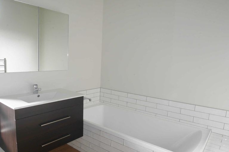 Photo of property in 132 Warden Street, Shirley, Christchurch, 8013