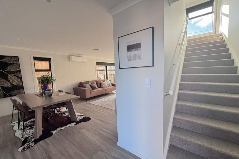 Photo of property in 60 Scenic Rise, Rototuna North, 3281