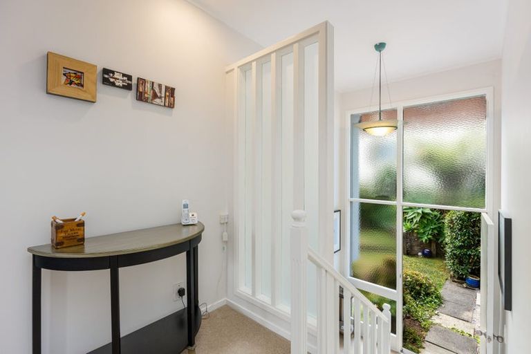 Photo of property in 23 King Richard Place, Browns Bay, Auckland, 0630