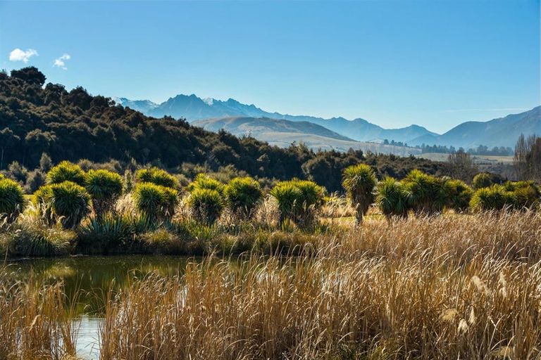 Photo of property in 60 Quinnat Street, Albert Town, Wanaka, 9305