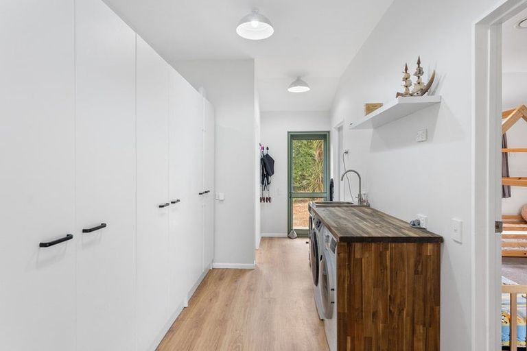 Photo of property in 359a Kuku Road East, Kuku, Levin, 5570