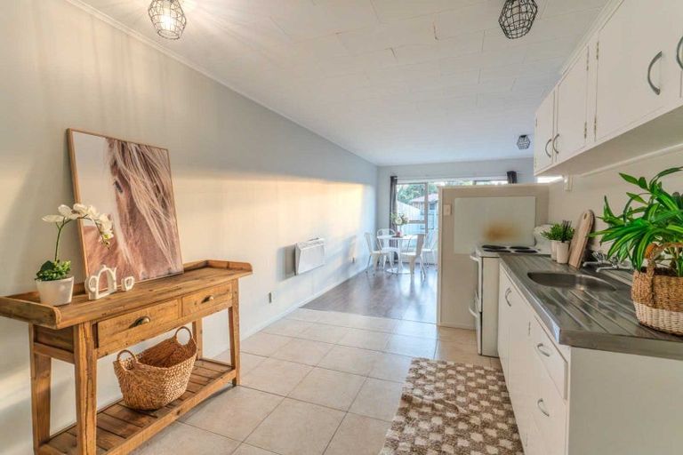 Photo of property in 15a Anthony Crescent, Bader, Hamilton, 3206