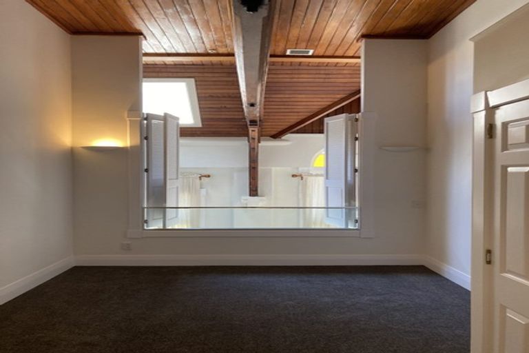 Photo of property in Whitmore Apartments, 1c/7 Stout Street, Wellington Central, Wellington, 6011
