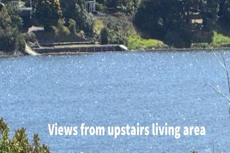 Photo of property in 9a Kowhai Street, Tawa, Wellington, 5028