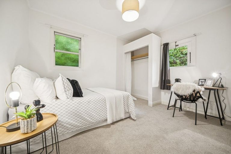 Photo of property in 21 Laura Avenue, Brooklyn, Wellington, 6021