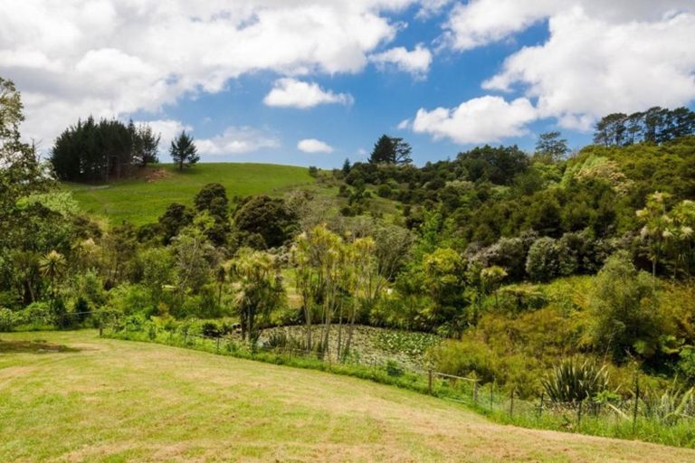 Photo of property in 50 Coulter Road, Swanson, Auckland, 0614