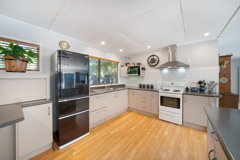 Photo of property in 39b Gemstone Drive, Birchville, Upper Hutt, 5018