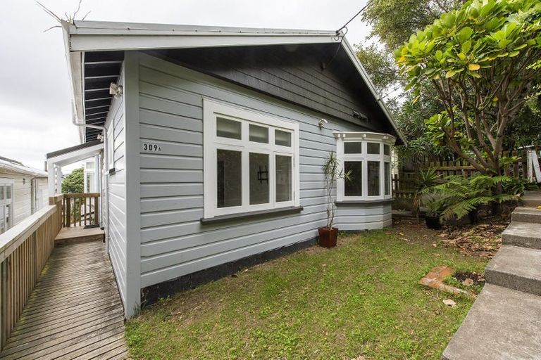 Photo of property in 309 Adelaide Road, Newtown, Wellington, 6021