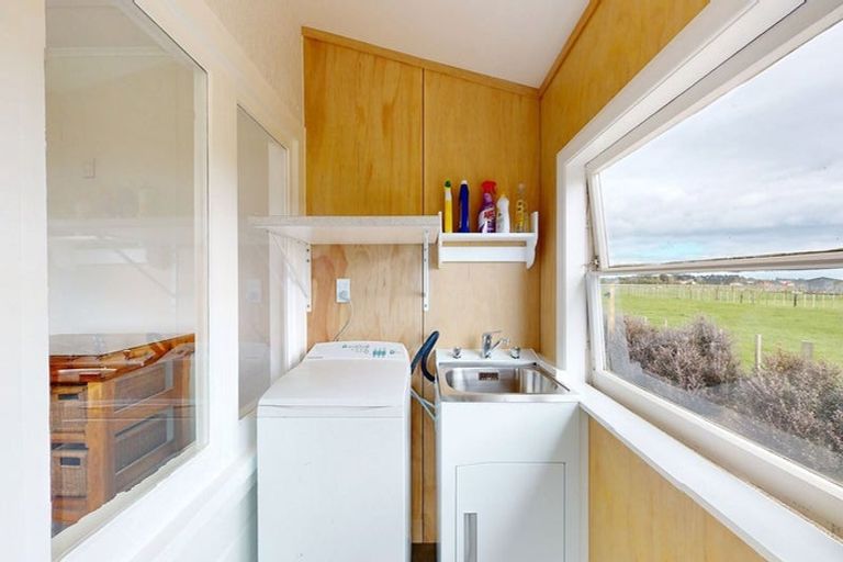 Photo of property in 25 Boulton Road, Levin, 5510