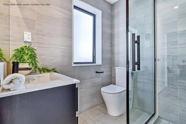 Photo of property in 17a Waka Ama Road, Karaka, Papakura, 2113