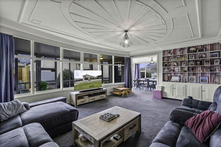 Photo of property in 98 Salford Street, Windsor, Invercargill, 9810