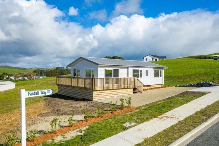 Photo of property in 1 Fantail Way, Whiritoa, Whangamata, 3691