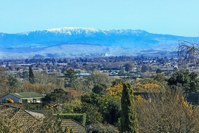 Photo of property in 2/39 Reeve Drive, Havelock North, 4130