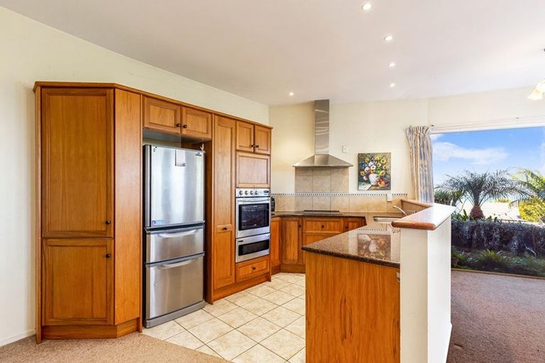 Photo of property in 9 Brigantine Drive, Beach Haven, Auckland, 0626
