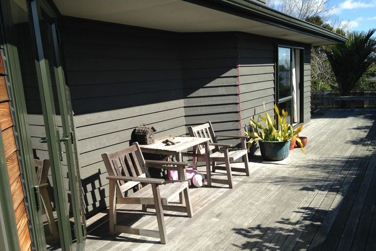Photo of property in 105a Ridge Road, Howick, Auckland, 2014