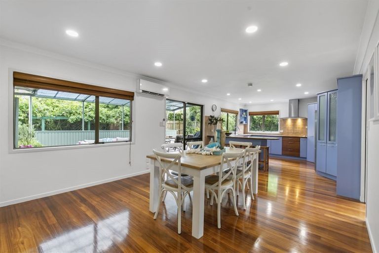 Photo of property in 4 Janome Place, Bucklands Beach, Auckland, 2014