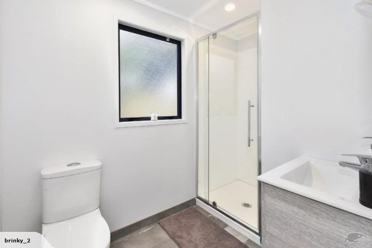 Photo of property in 4 Kawakawa-orere Road, Kawakawa Bay, Papakura, 2585