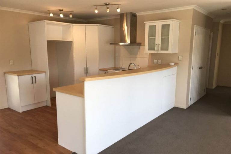 Photo of property in 3 South Crescent, Amberley, 7481