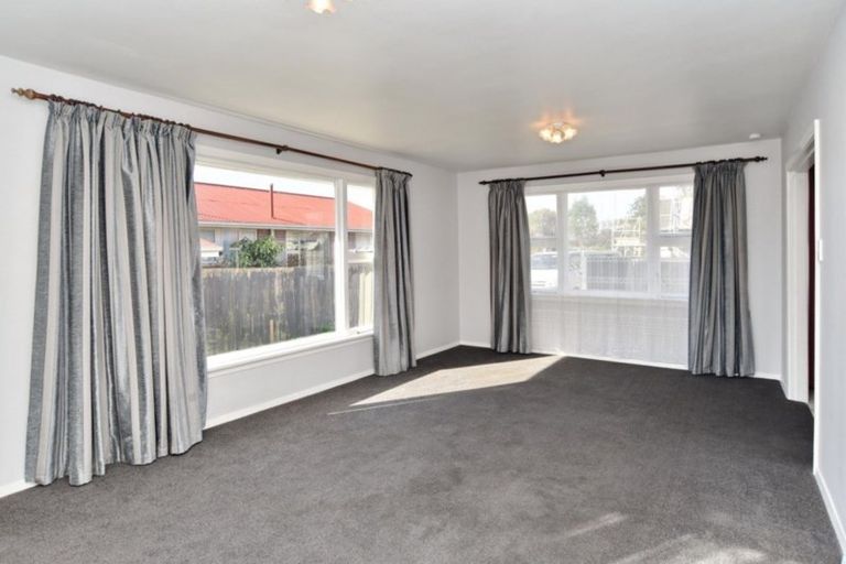 Photo of property in 1/24 Withells Road, Avonhead, Christchurch, 8042