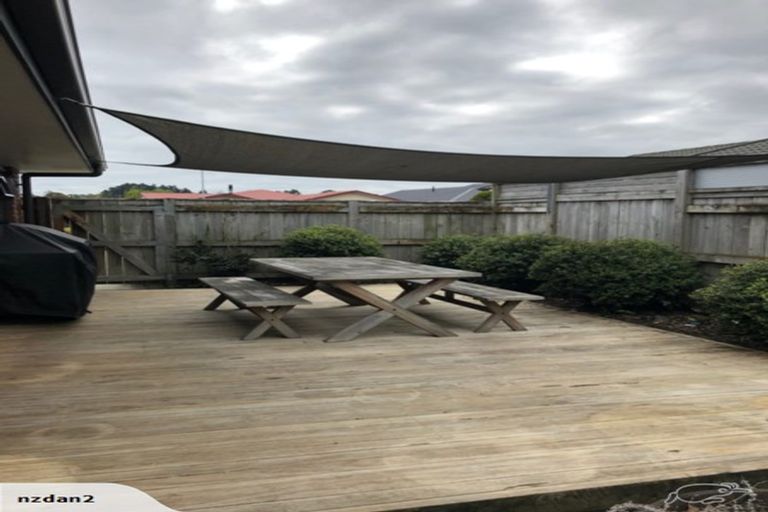 Photo of property in 37 Oak Crescent, Ashhurst, 4810