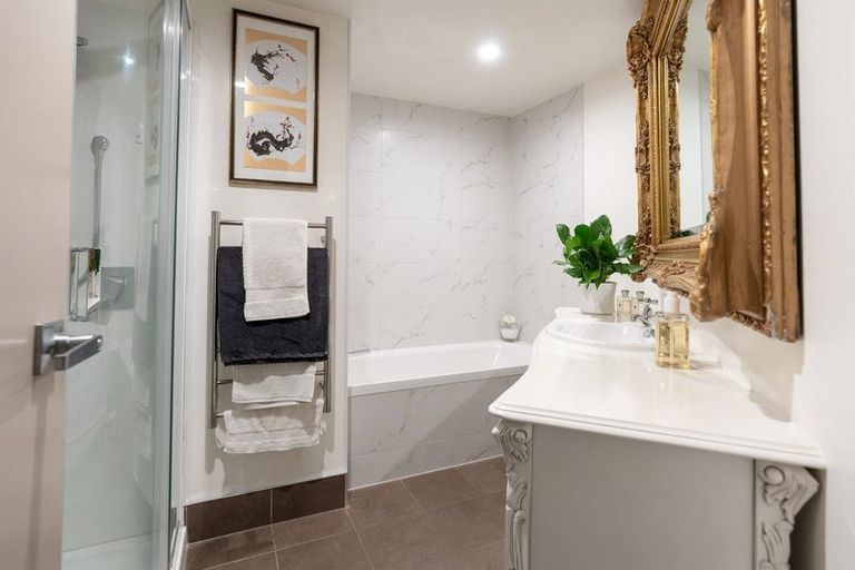 Photo of property in Highwic, 13/32 Hobson Street, Thorndon, Wellington, 6011