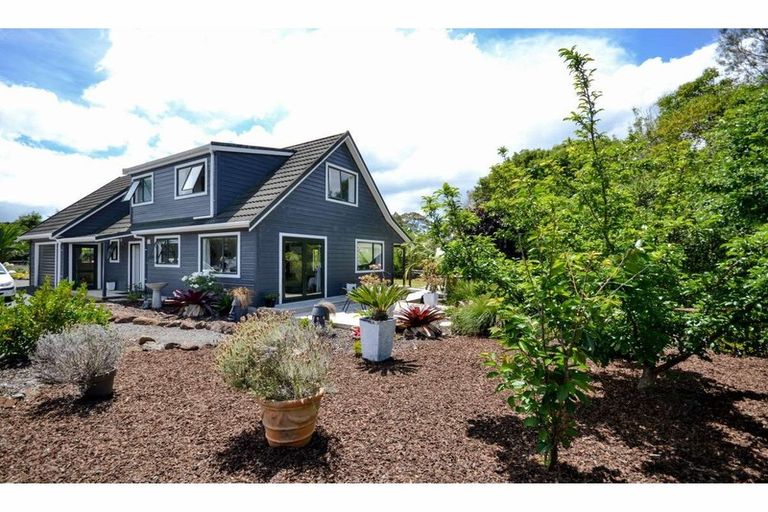 Photo of property in 5 Rangitane Loop Road, Kerikeri, 0294