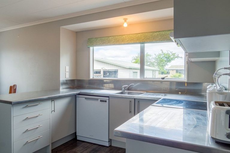 Photo of property in 20 Totara Street, Edgecumbe, 3120