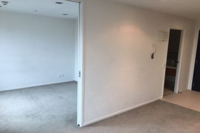 Photo of property in The Docks Apartments, 230/6 Dockside Lane, Auckland Central, Auckland, 1010