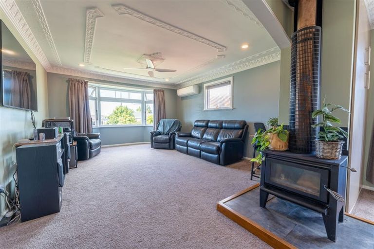 Photo of property in 12 Stuart Street, Holmes Hill, Oamaru, 9401