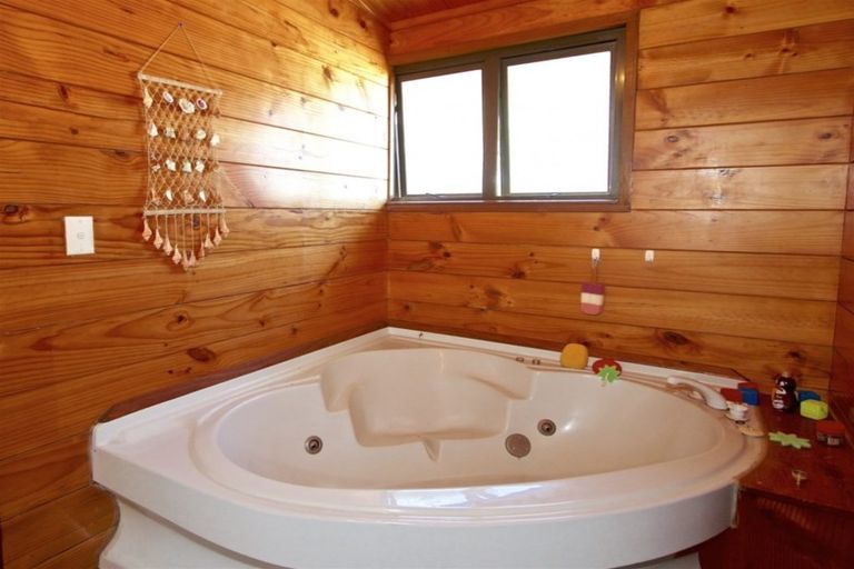 Photo of property in 32 Old Station Road, Ohakune, 4625