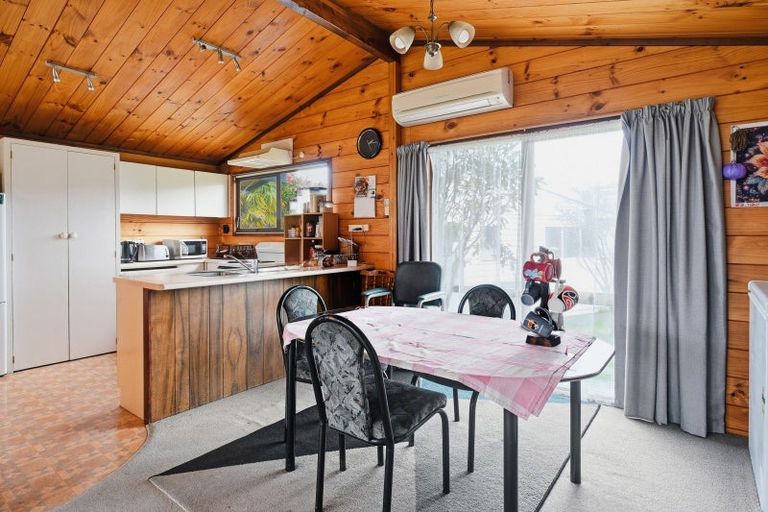 Photo of property in 11 Amun Place, Pomare, Rotorua, 3015