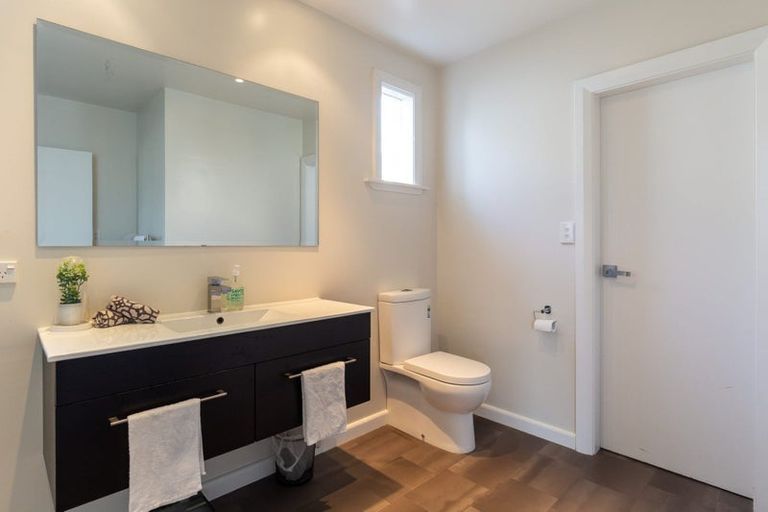 Photo of property in 154 Marine Parade, New Brighton, Christchurch, 8083