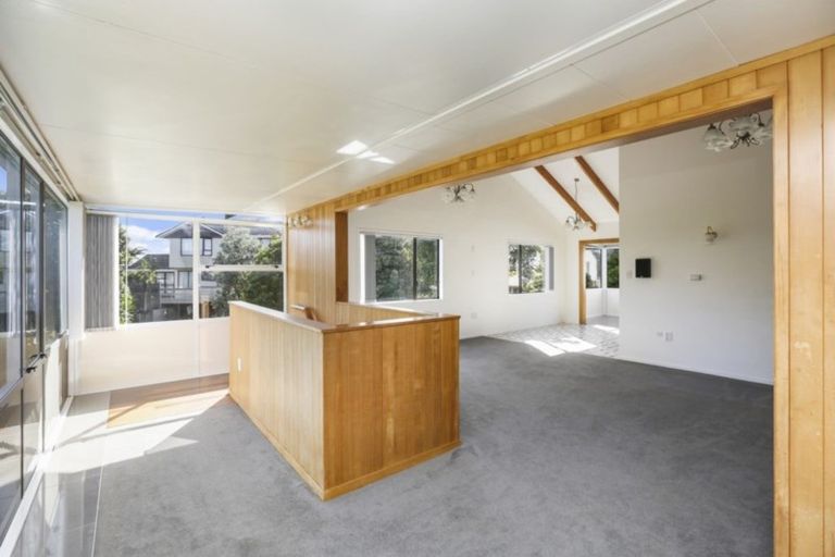 Photo of property in 18b Karamea Street, Whalers Gate, New Plymouth, 4310