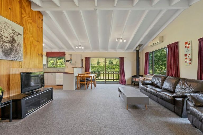 Photo of property in 302 Whangamata Road, Kinloch, Taupo, 3377