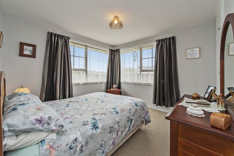 Photo of property in 3 Denise Crescent, Hornby, Christchurch, 8042
