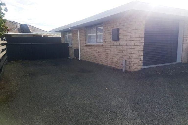 Photo of property in 3/99 Vogel Street, Roslyn, Palmerston North, 4414