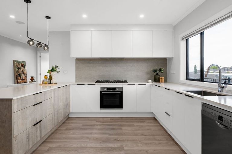 Photo of property in 24 Drower Glen, Flagstaff, Hamilton, 3210