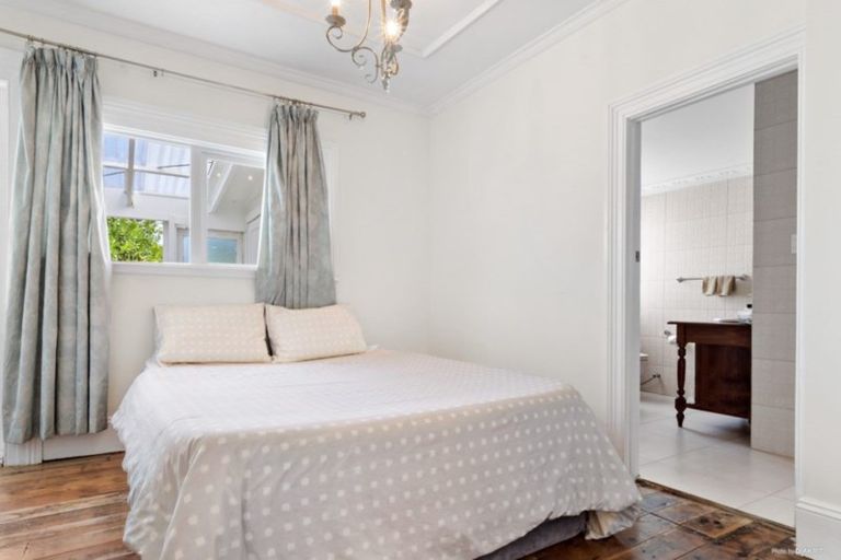 Photo of property in 115 Princes Street, Pukekohe, 2120