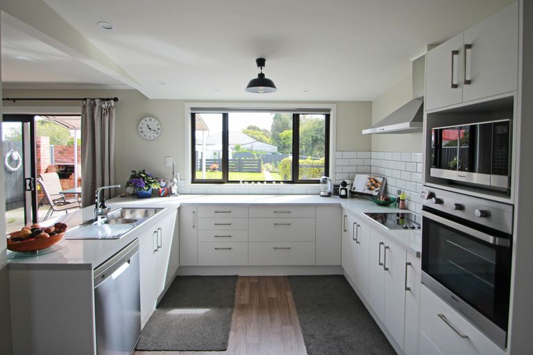 Photo of property in 10 Tweed Street, South Hill, Oamaru, 9400