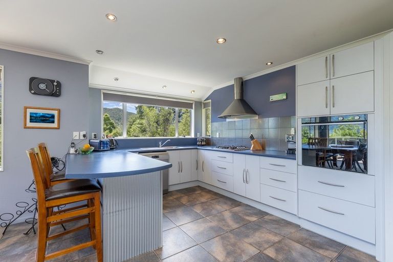 Photo of property in 762 Queen Charlotte Drive, Havelock, Picton, 7281