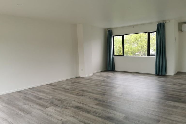 Photo of property in 3 Apple Lane, Henderson, Auckland, 0610