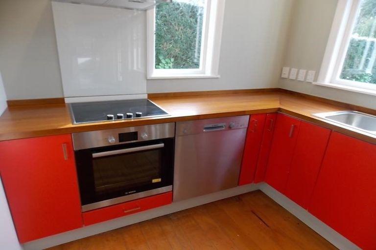 Photo of property in 70 Chamberlain Road, Karori, Wellington, 6012