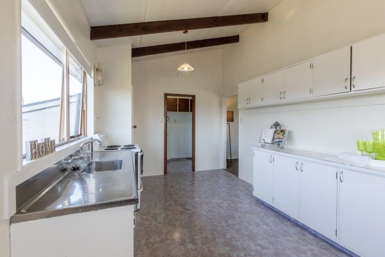 Photo of property in 12 Dublin Street, Dannevirke, 4930